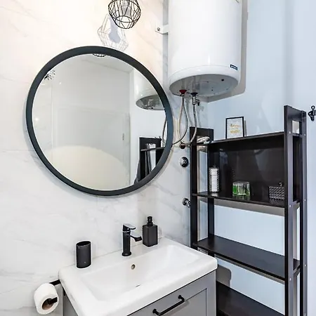 Helena Apartment Rovanjska